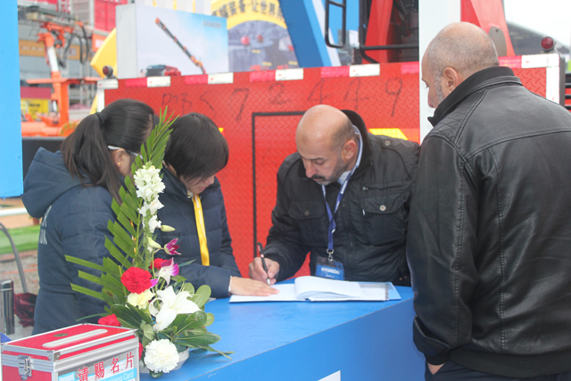 1480385578520512.jpg IMG_2265.JPG